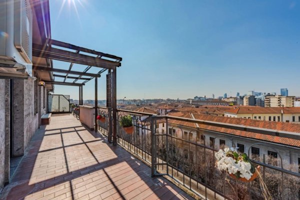 appartamento in vendita a Milano in zona Casoretto