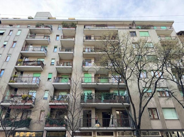 appartamento in vendita a Milano in zona Centro Direzionale