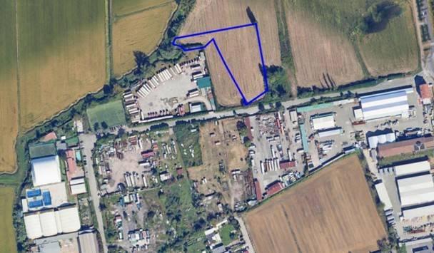 terreno agricolo in vendita a Milano in zona Quintosole