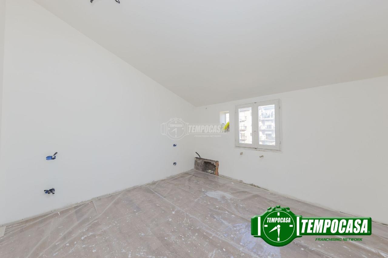 appartamento in vendita a Milano in zona Villapizzone