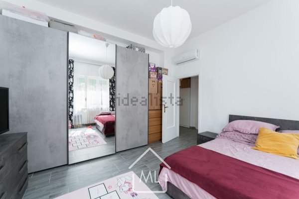 appartamento in vendita a Milano in zona Gorla