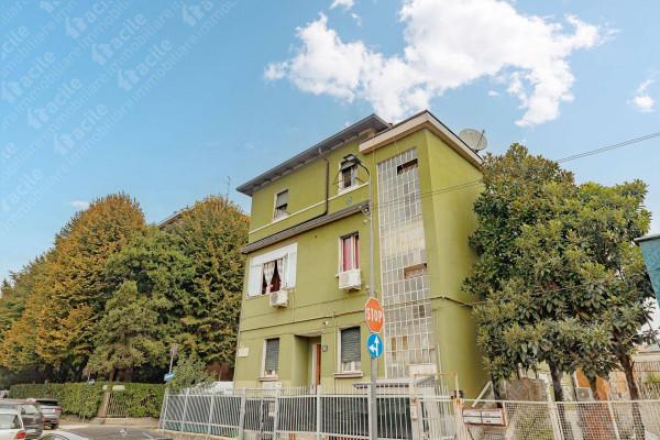 appartamento in vendita a Milano in zona Gorla