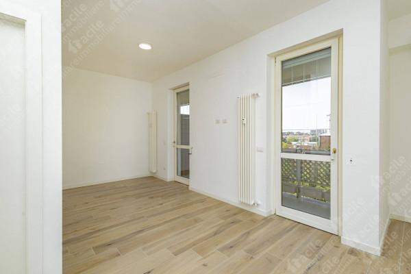 appartamento in vendita a Milano in zona Maggiolina