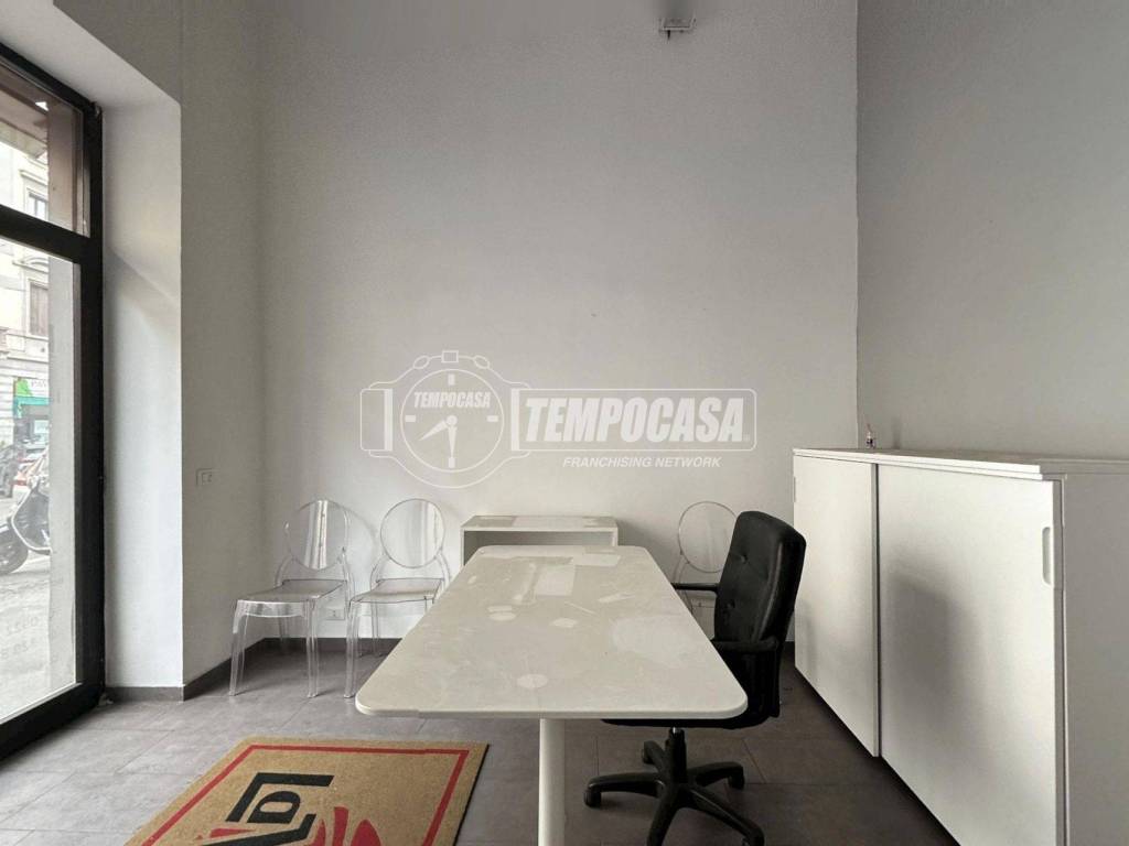 negozio in vendita a Milano in zona Centro Direzionale
