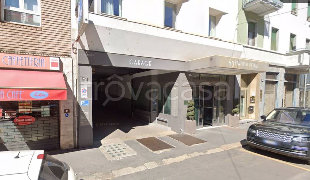 locale di sgombero in vendita a Milano
