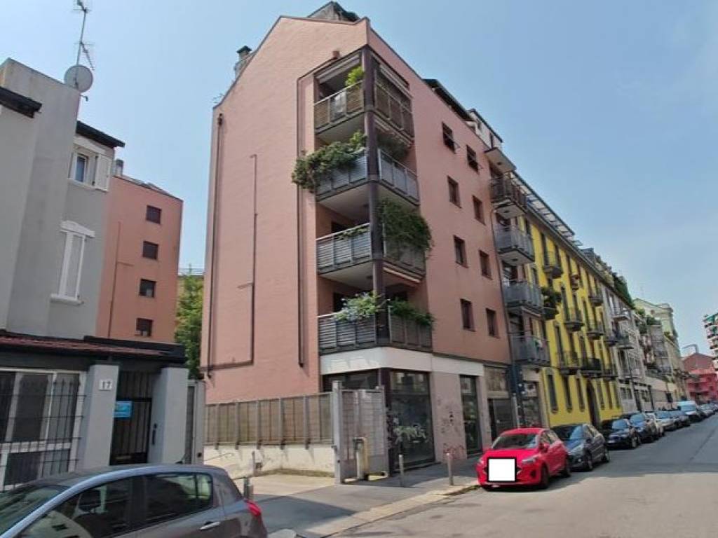 negozio in vendita a Milano in zona Loreto