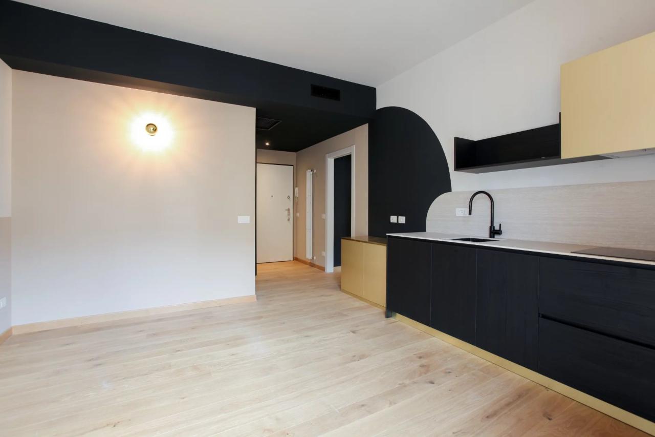 appartamento in vendita a Milano in zona Cadorna