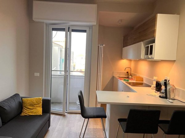 appartamento in vendita a Milano in zona Porta Genova