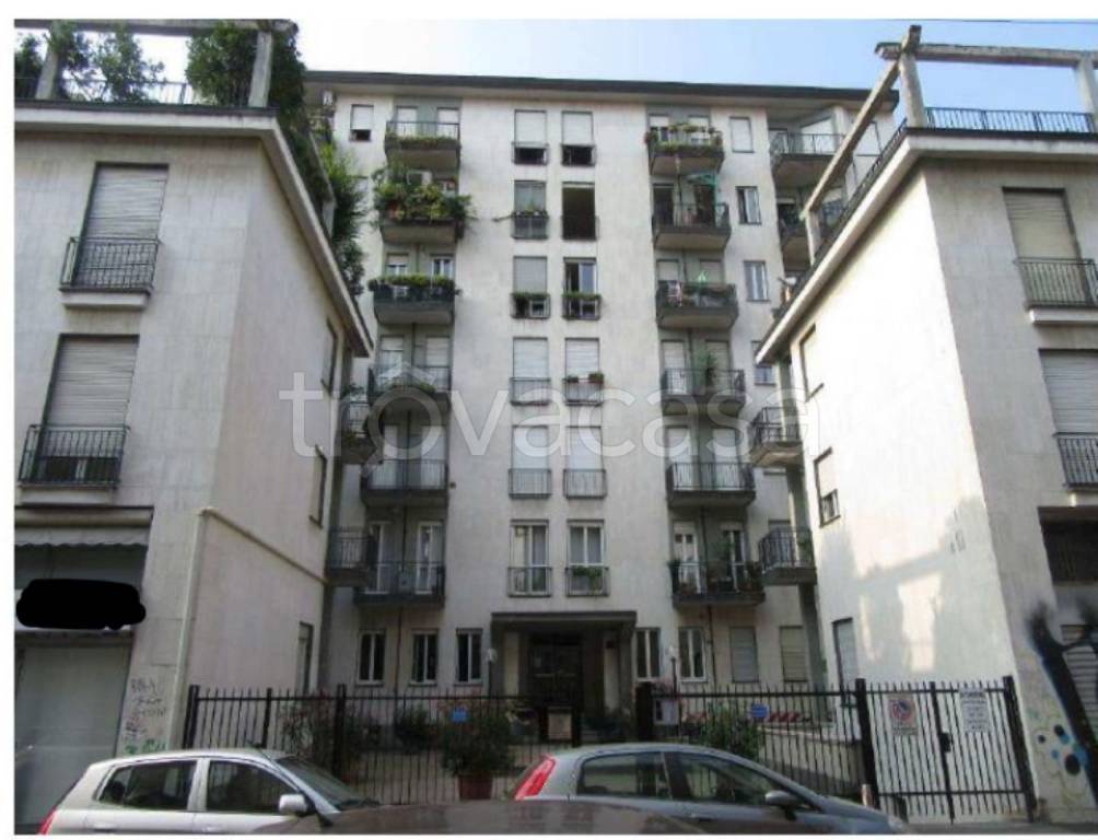 monolocale in vendita a Milano in zona Isola