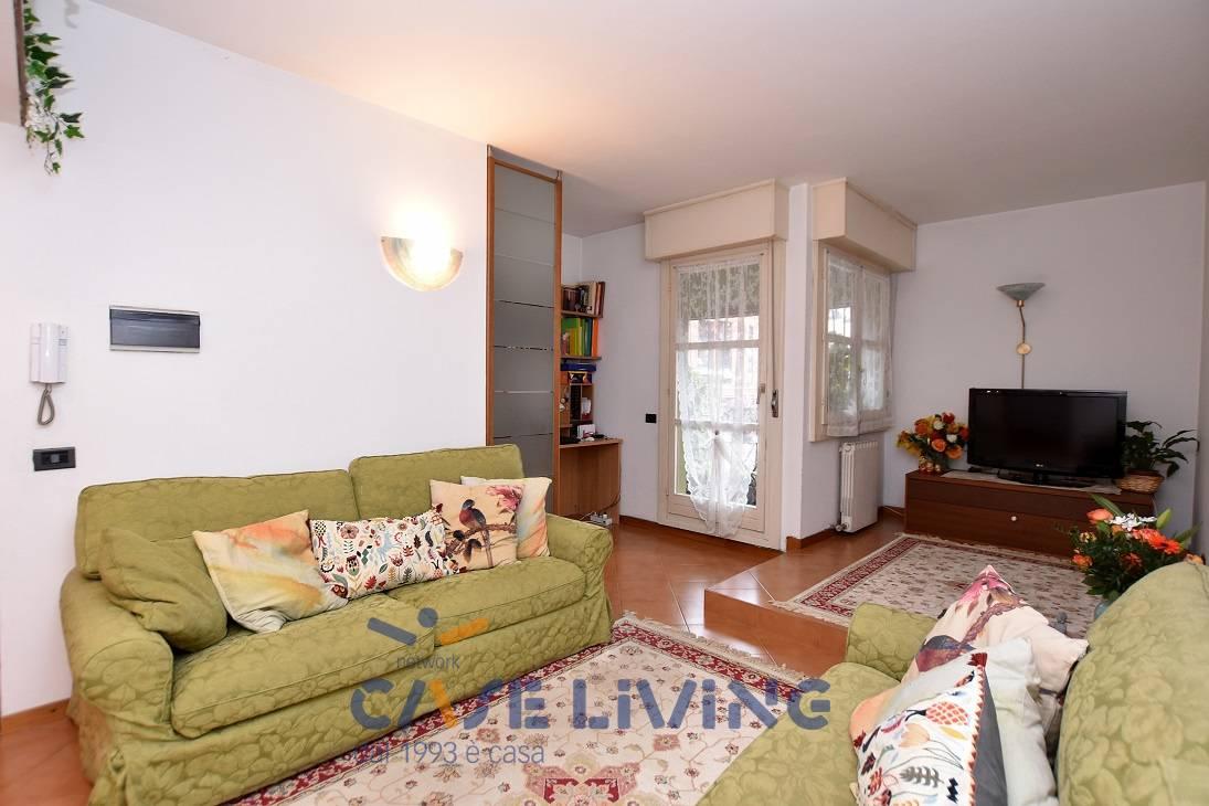appartamento in vendita a Milano in zona Corvetto