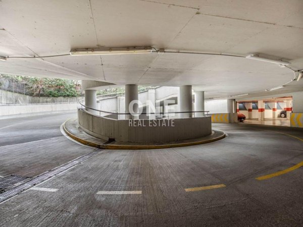 intera palazzina in vendita a Milano in zona Guastalla