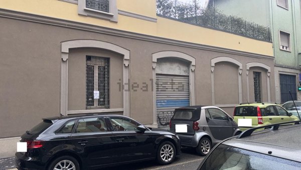 locale di sgombero in vendita a Milano in zona Sempione