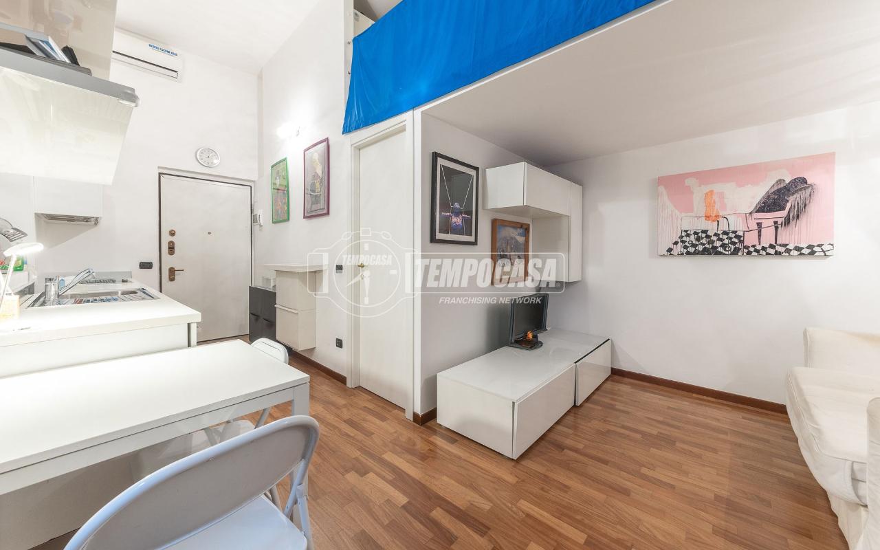 appartamento in vendita a Milano in zona Porta Venezia