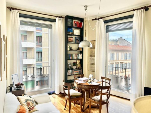 appartamento in vendita a Milano in zona Sant'Ambrogio