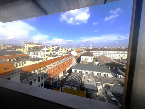 appartamento in vendita a Milano in zona Sant'Ambrogio