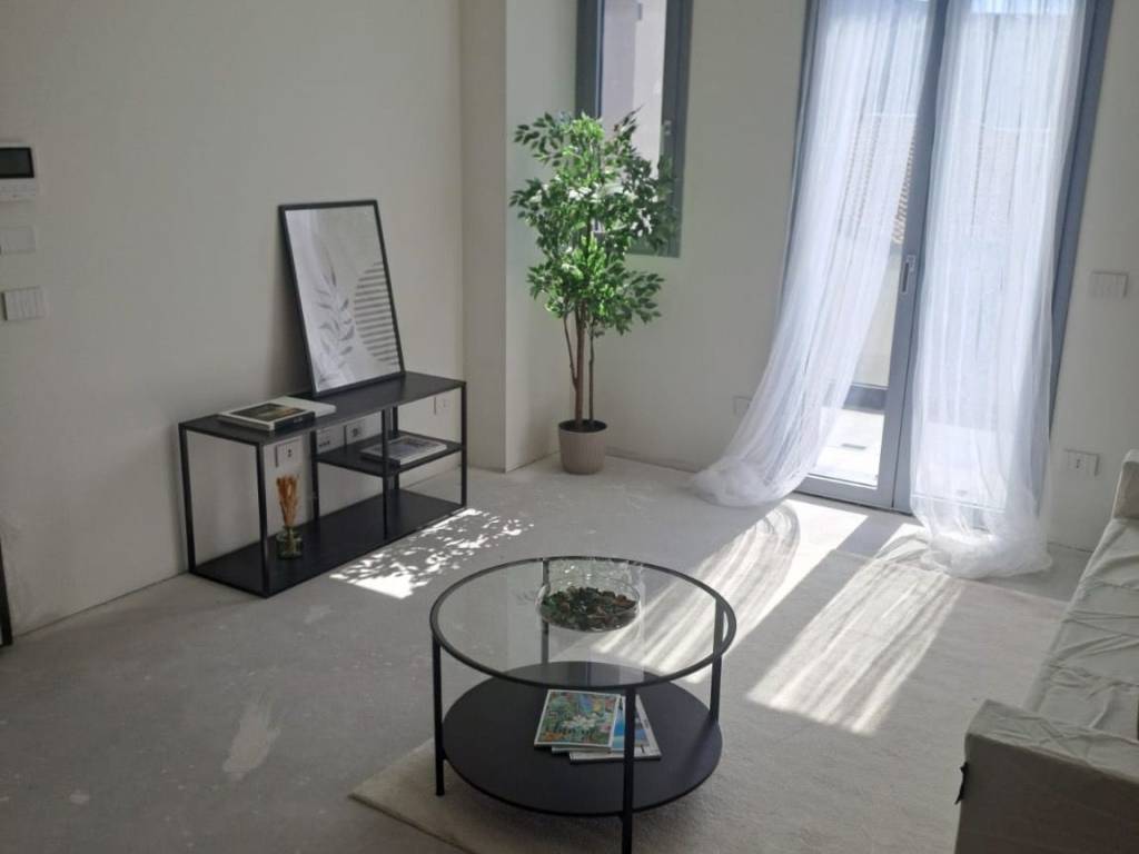 appartamento in vendita a Milano in zona Isola