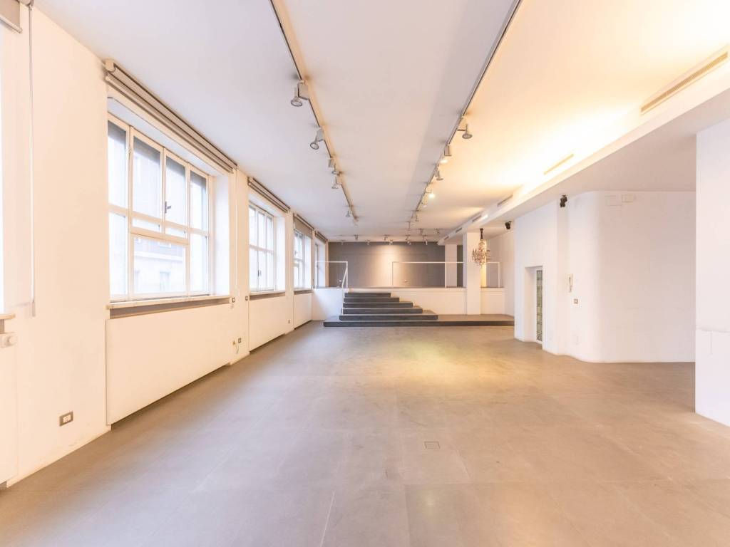 appartamento in vendita a Milano in zona Centro Direzionale
