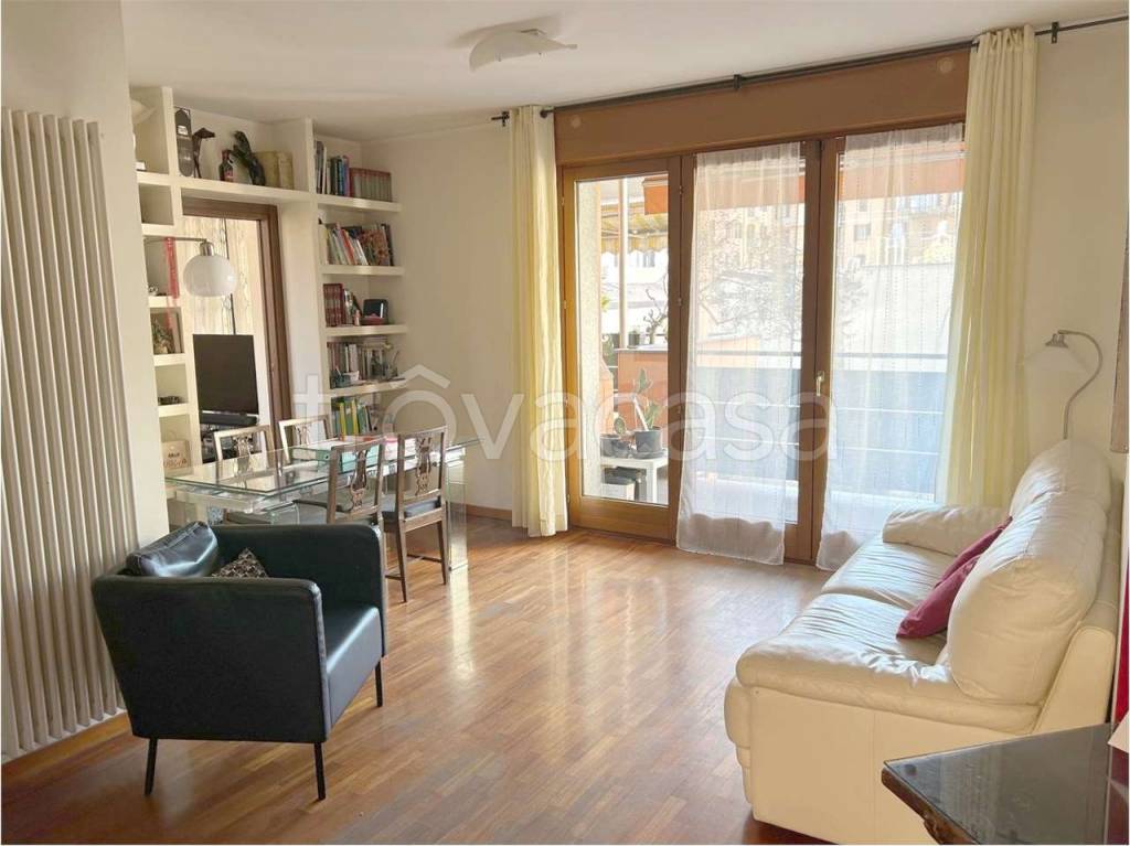 appartamento in vendita a Milano in zona Maggiolina