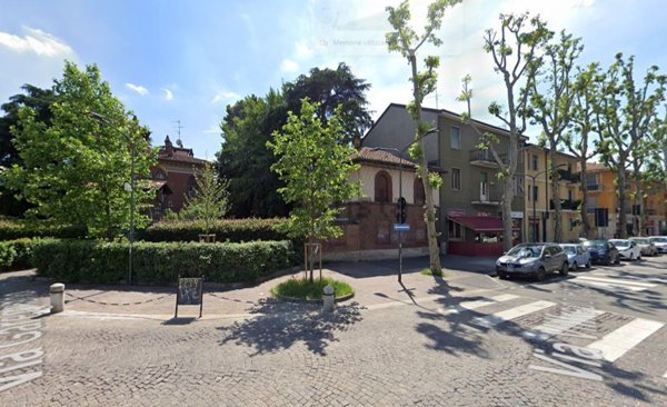 negozio in vendita a Milano in zona Garegnano