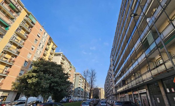 appartamento in vendita a Milano in zona Barona
