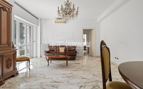 appartamento in vendita a Milano in zona Città Studi