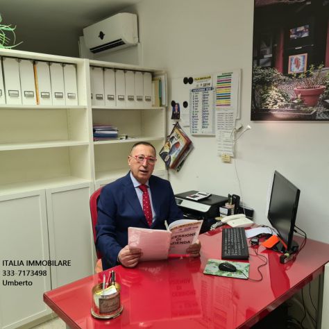 negozio in vendita a Milano in zona Porta Genova