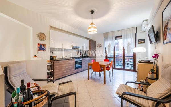 appartamento in vendita a Milano in zona Vigentino