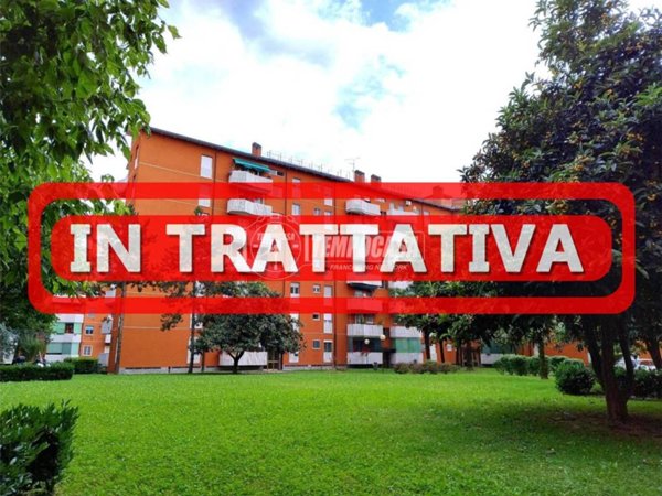 appartamento in vendita a Milano in zona Forlanini