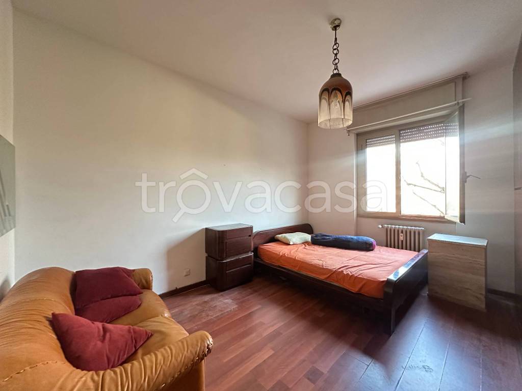 appartamento in vendita a Milano in zona Lorenteggio