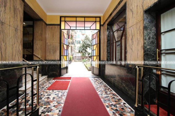 appartamento in vendita a Milano in zona Loreto