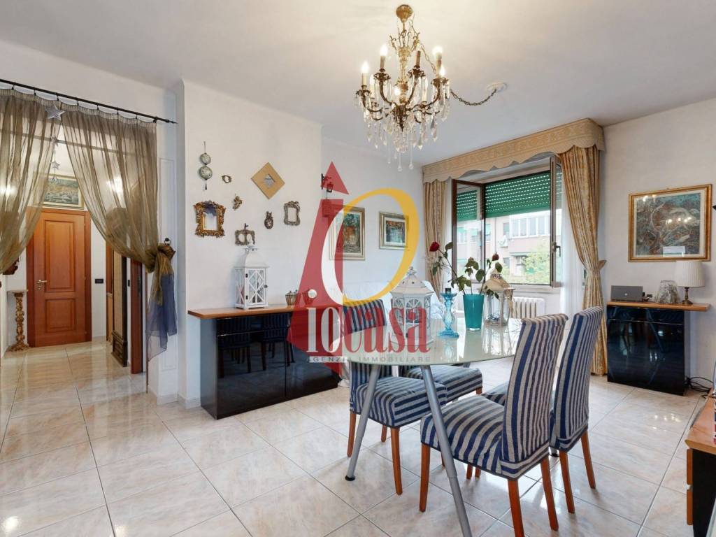 appartamento in vendita a Milano in zona Corvetto