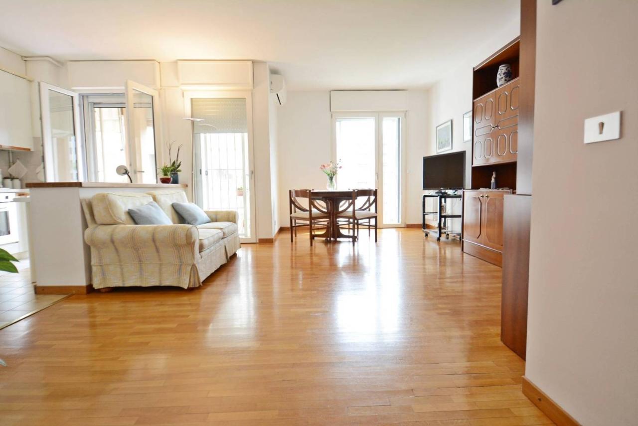 appartamento in vendita a Milano in zona Famagosta