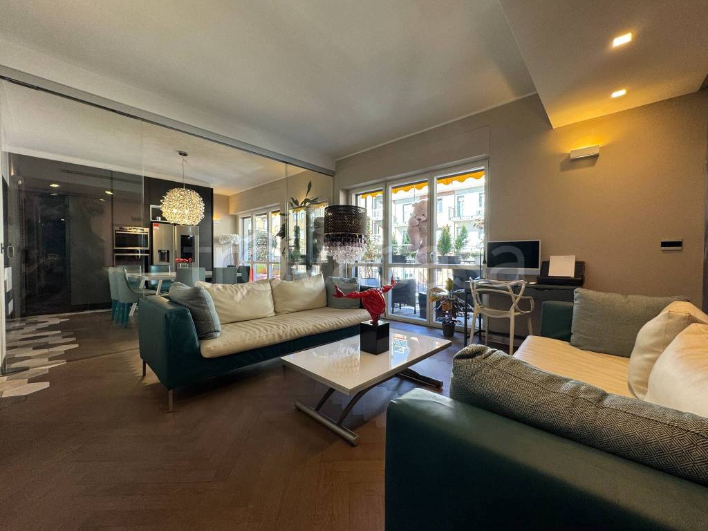 appartamento in vendita a Milano in zona Città Studi