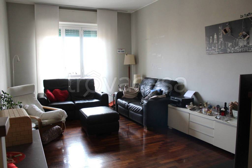 appartamento in vendita a Milano in zona Loreto