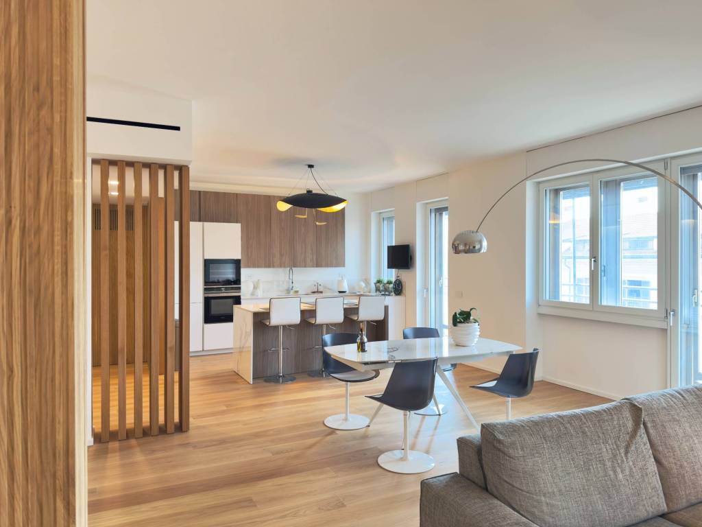 appartamento in vendita a Milano in zona Centro Direzionale