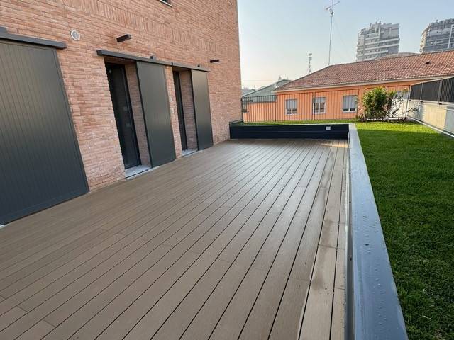 appartamento in vendita a Milano in zona Vigentino