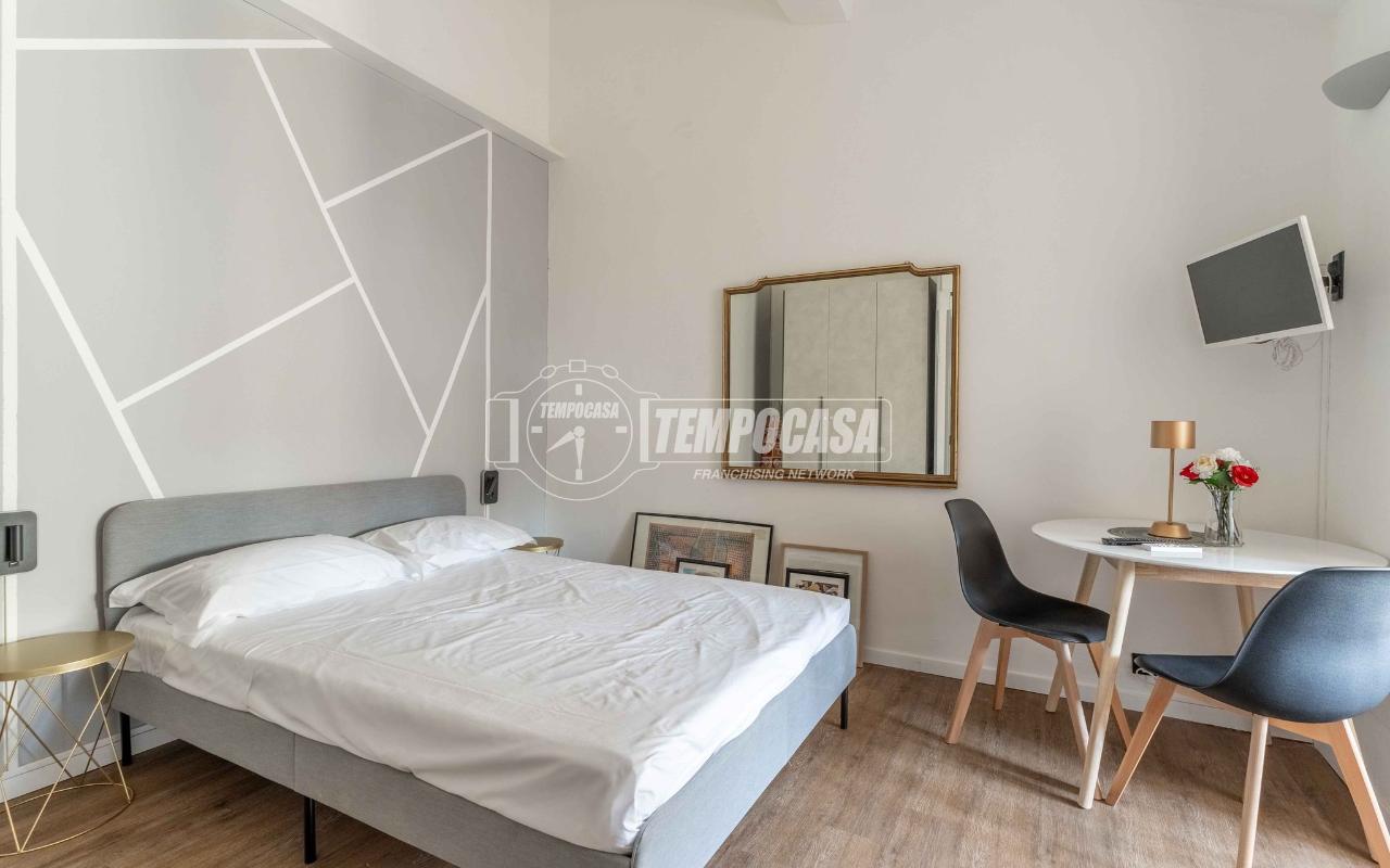 appartamento in vendita a Milano in zona Morivione