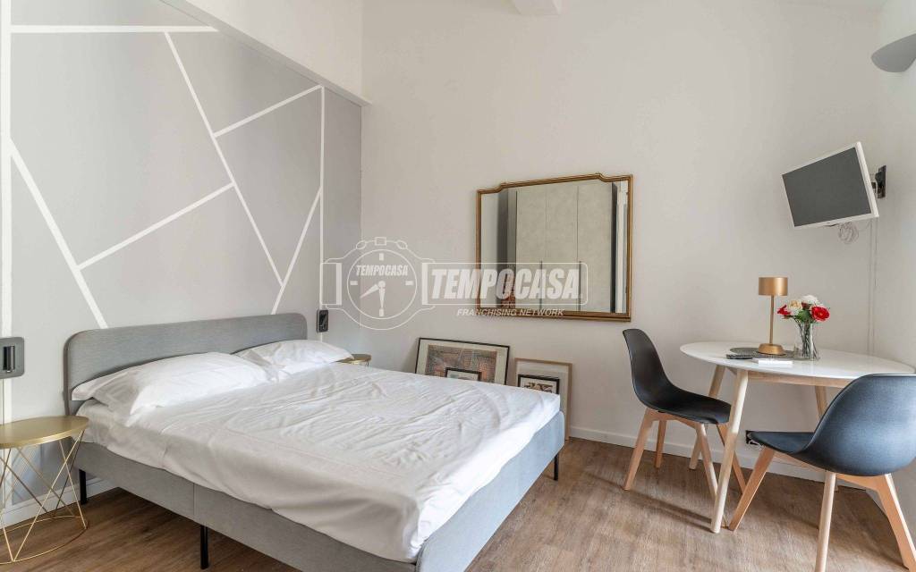 appartamento in vendita a Milano in zona Morivione