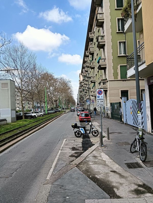 locale di sgombero in vendita a Milano