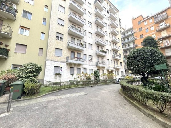 appartamento in vendita a Milano in zona Crescenzago