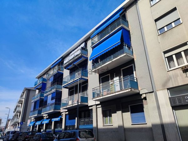 appartamento in vendita a Milano in zona Gorla