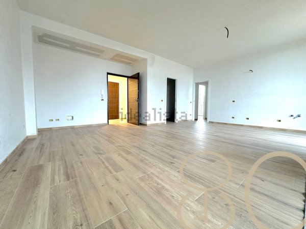 appartamento in vendita a Milano in zona Corvetto