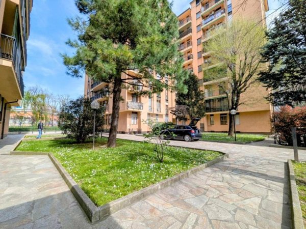 appartamento in vendita a Milano in zona Bovisa