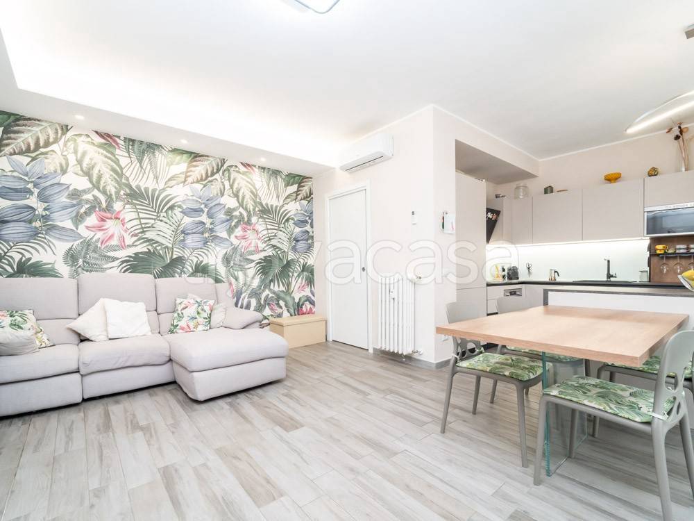appartamento in vendita a Milano in zona Affori