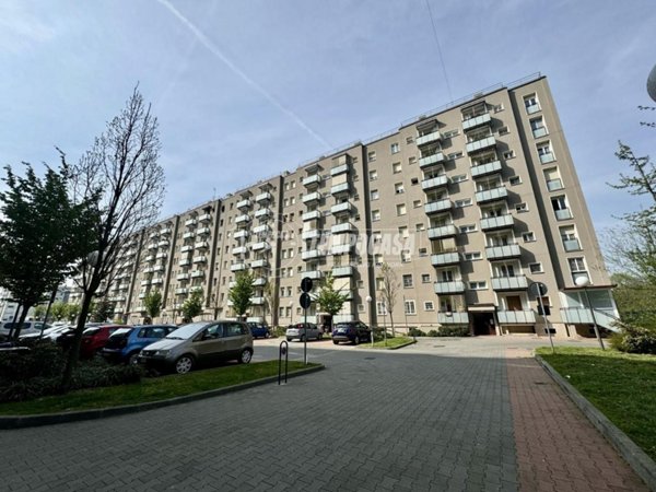appartamento in vendita a Milano in zona Quarto Oggiaro