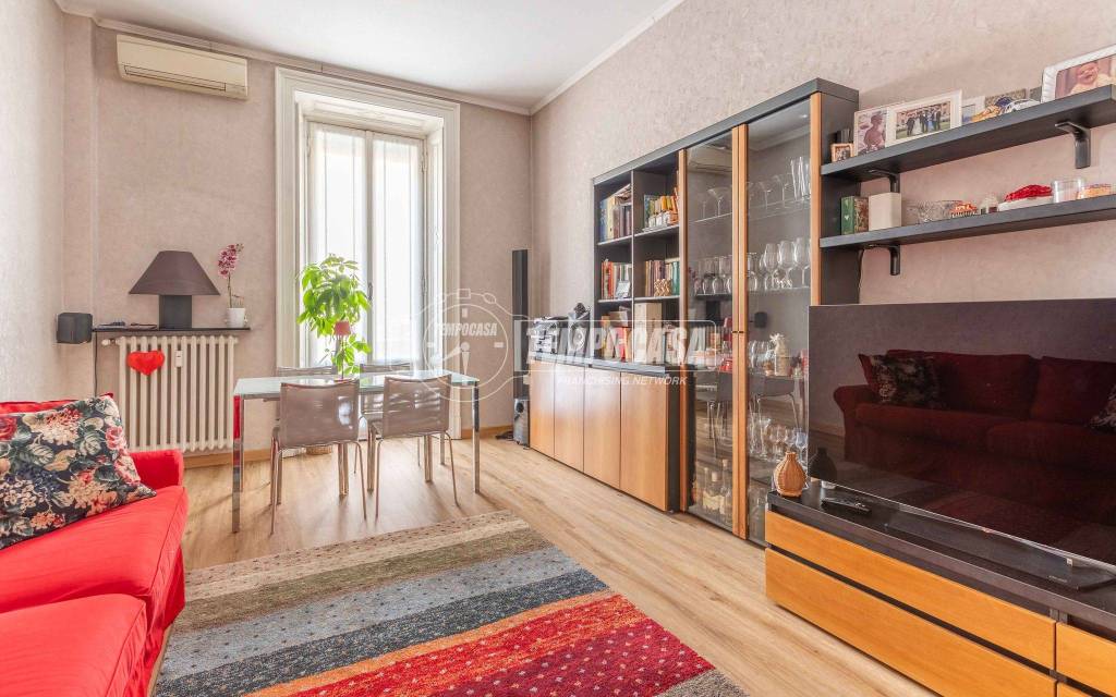 appartamento in vendita a Milano in zona Conchetta