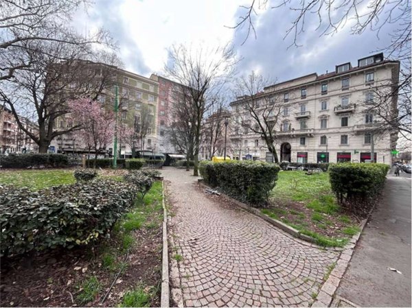 appartamento in vendita a Milano in zona Bocconi