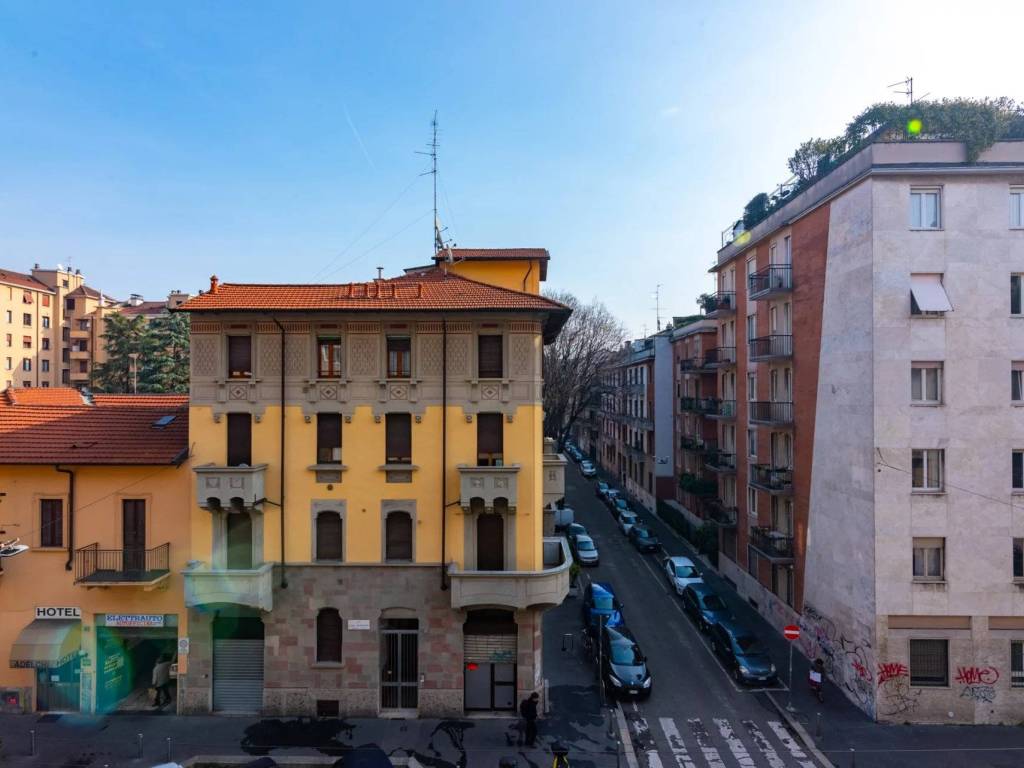appartamento in vendita a Milano in zona Città Studi