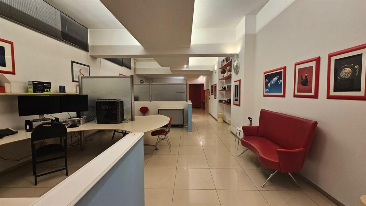 ufficio in vendita a Milano in zona Centro Storico