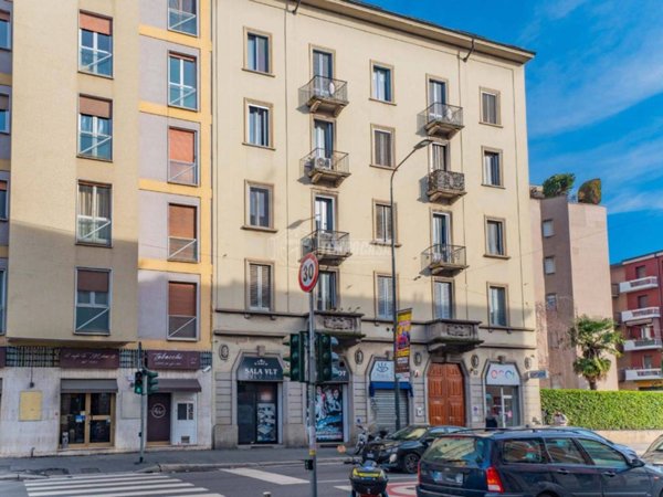 appartamento in vendita a Milano in zona Affori
